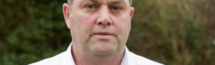 Noel Thomas is a Fianna Fáil candidate wrapped in Independent Ireland Clothing